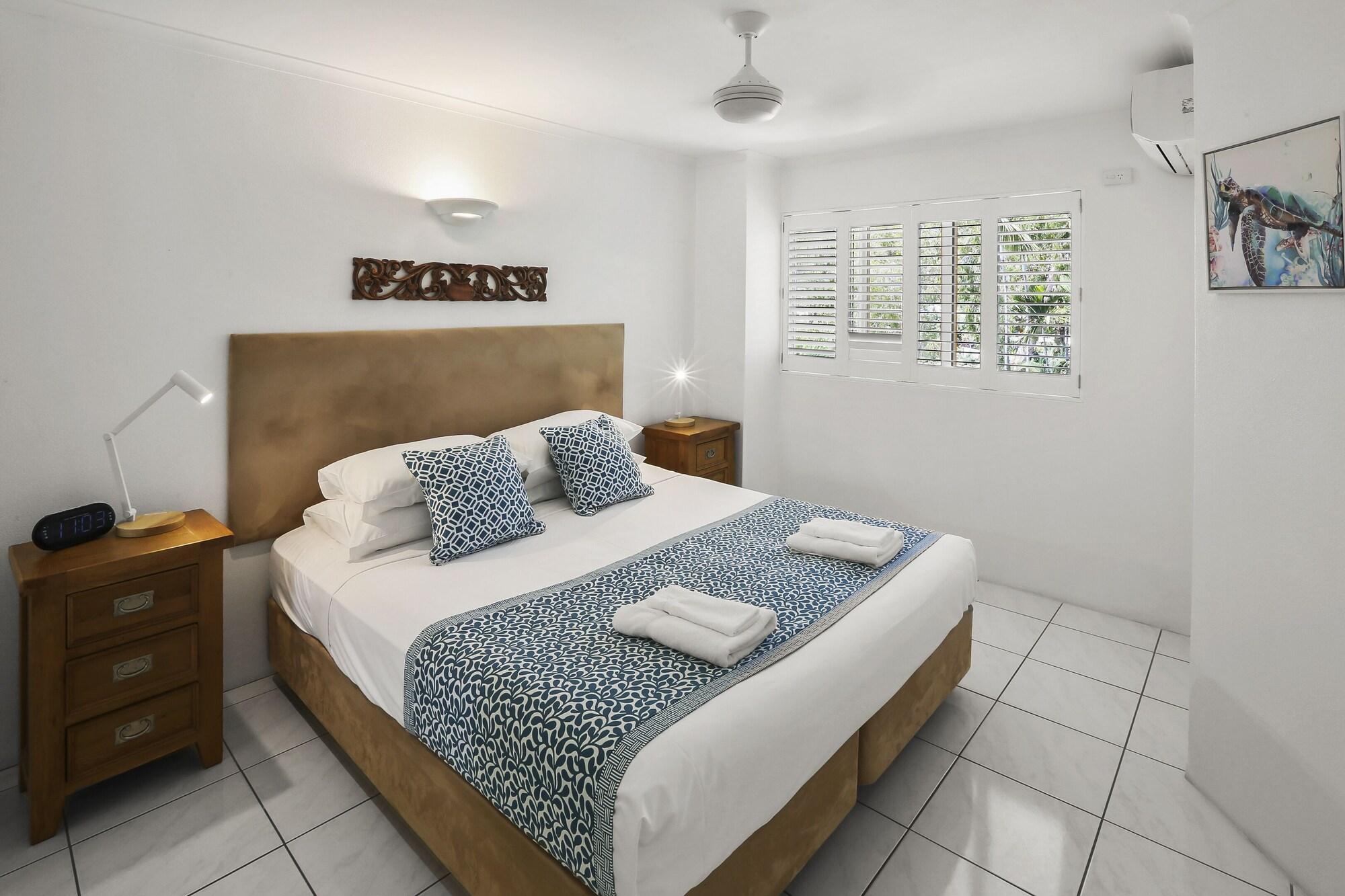 Agincourt Beachfront Apartments Clifton Beach Exterior photo